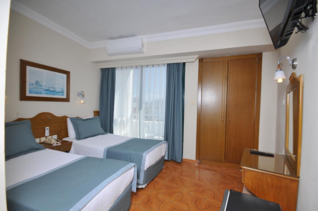Class Beach Hotel 3*
