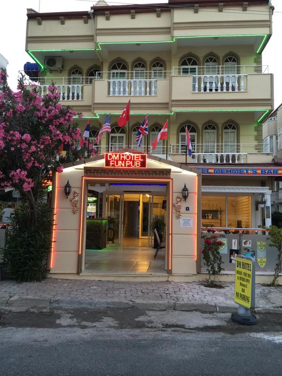 DM Hotel