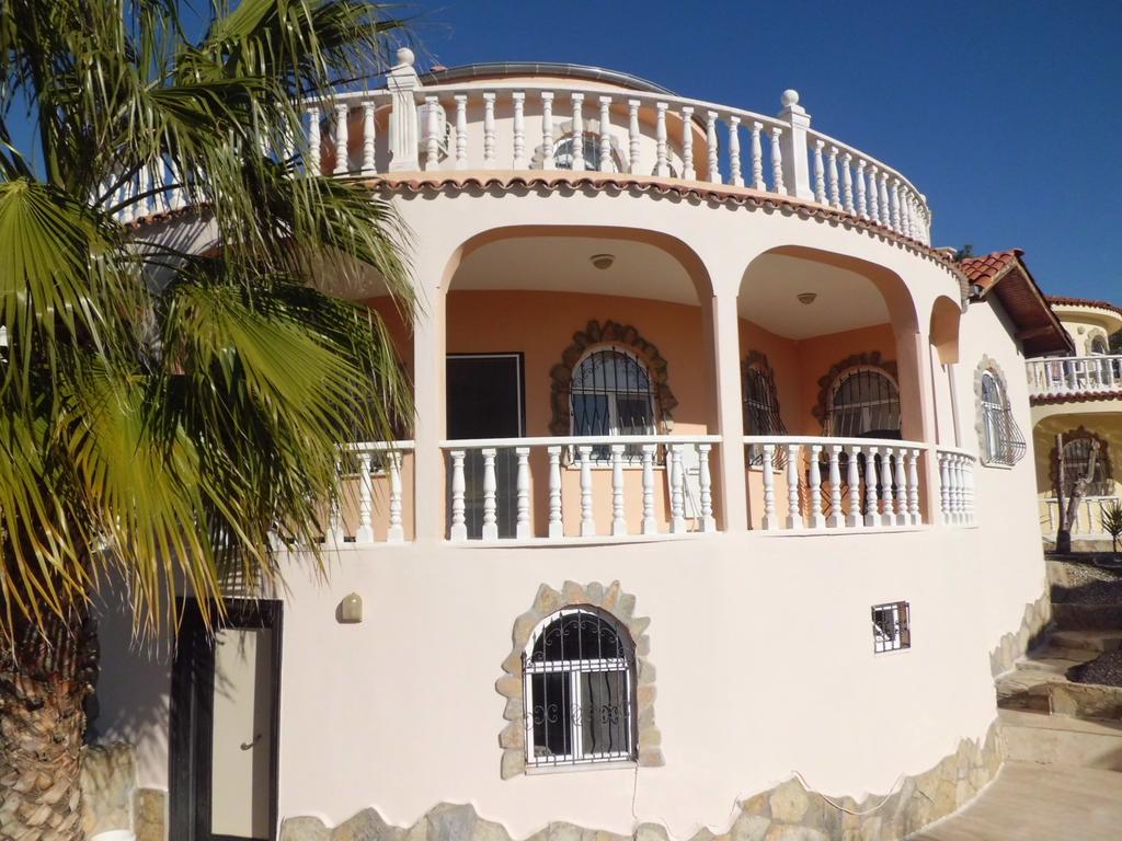 Villa Burton