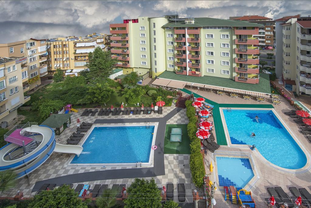 Riviera Apart 4*