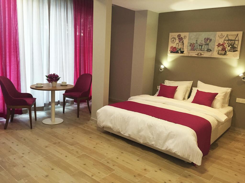 Piccolina Suites