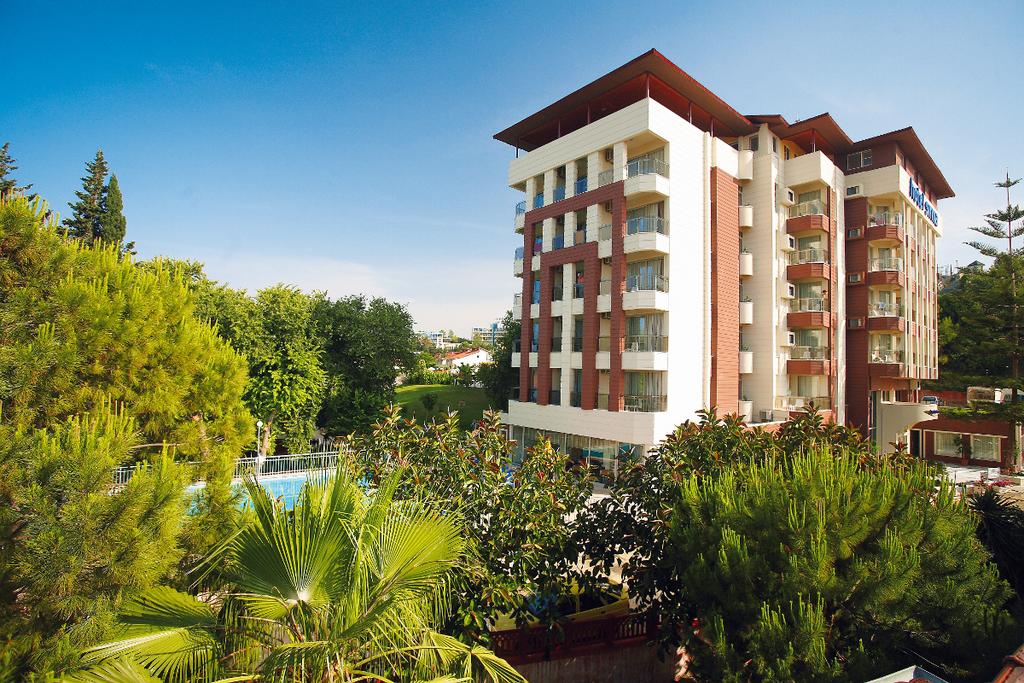 Sirma Hotel & Apartments 4*