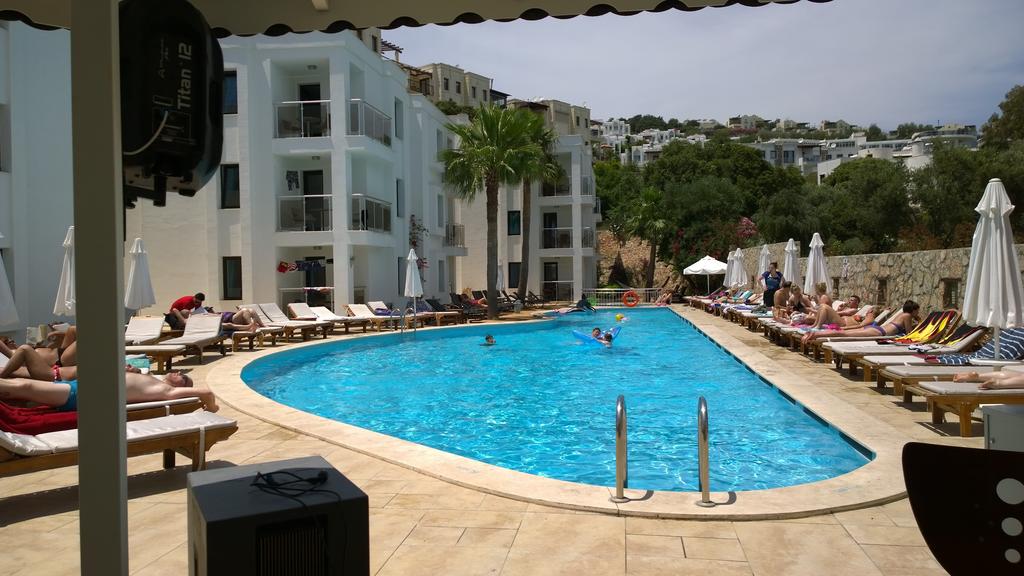 Queen Resort Residence & Suites