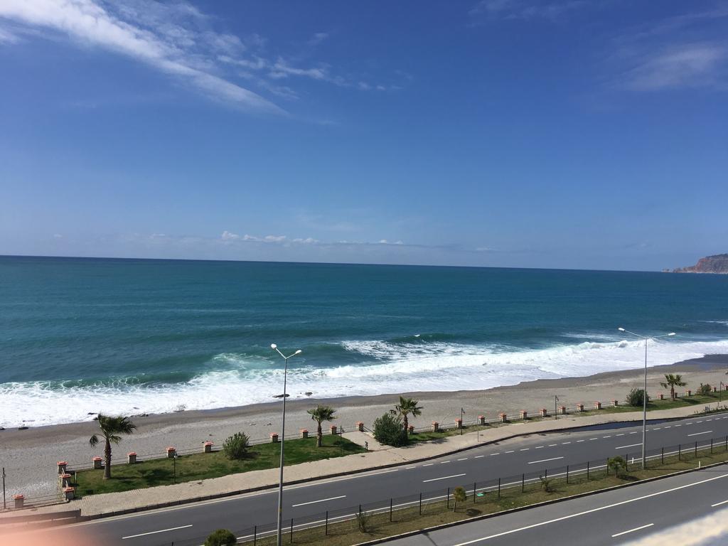 Sea view apartment on Sahil caddesi 207