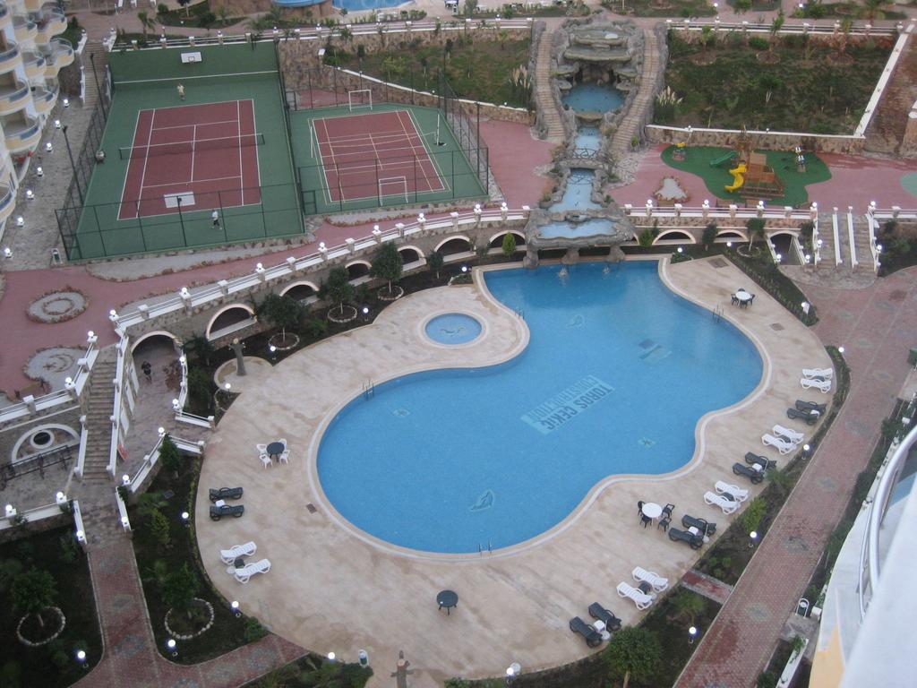 Paradise Hill Resort