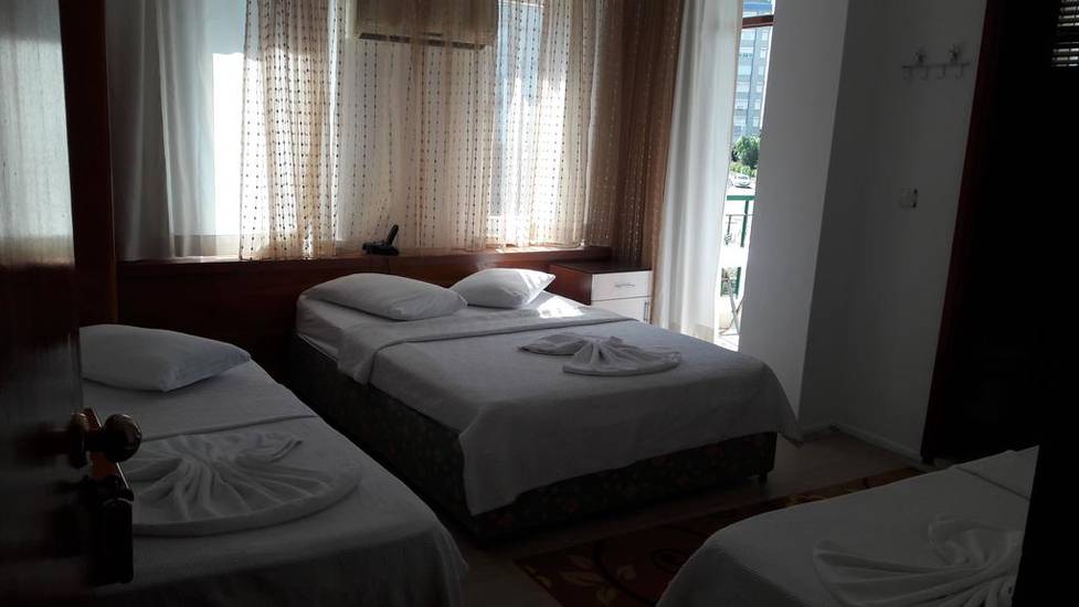 Cemre Otel