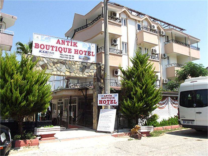 Antique Boutique Side 3*