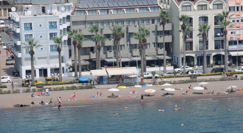 Club Candan 3*