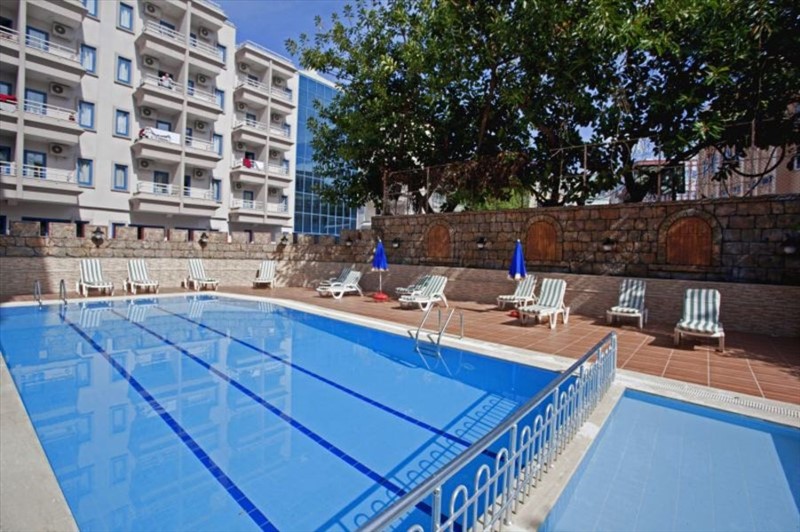 Diamore Hotel 3*