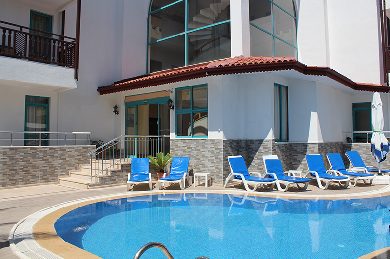 Elit Garden Hotel 3*