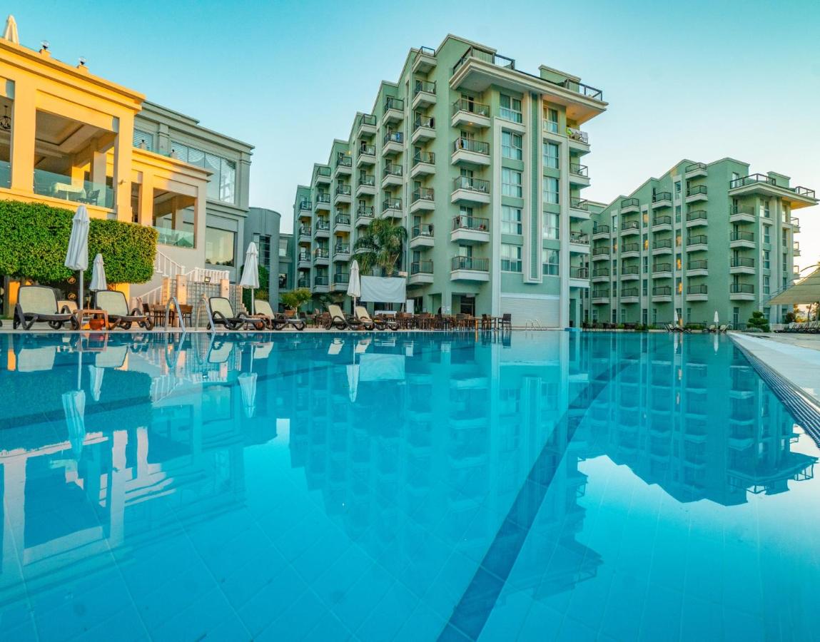 Royal Atlantis Spa & Resort 5*