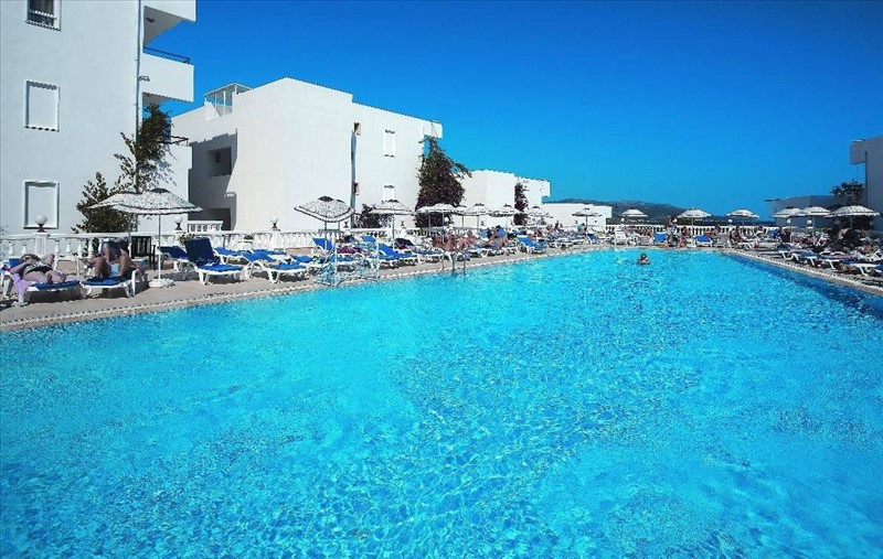 Peda Gumbet Holiday Beach Hotel 3*