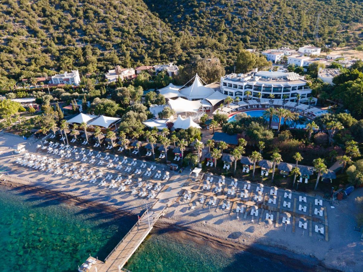Latanya Park Resort 4*