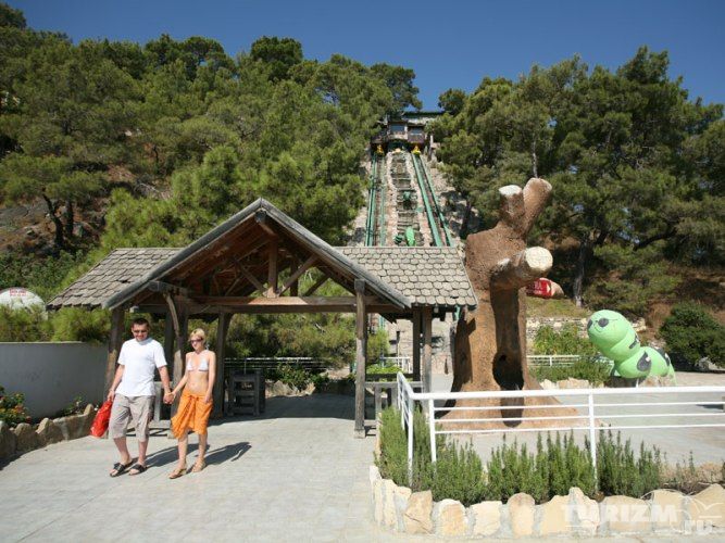 Naturland Country Resort Hotel 5*