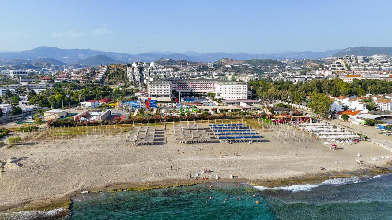 Grand Cortez Resort & Spa 5*
