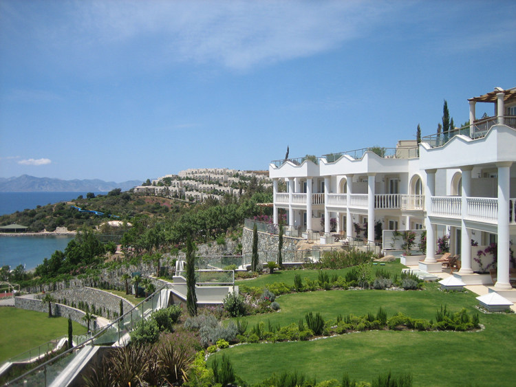 Gardens of Babylon Boutique Hotel & Residences 5*