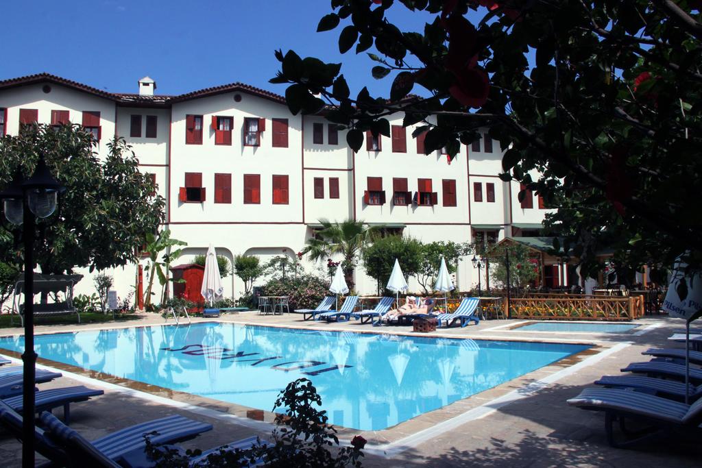Idyros Hotel 3*