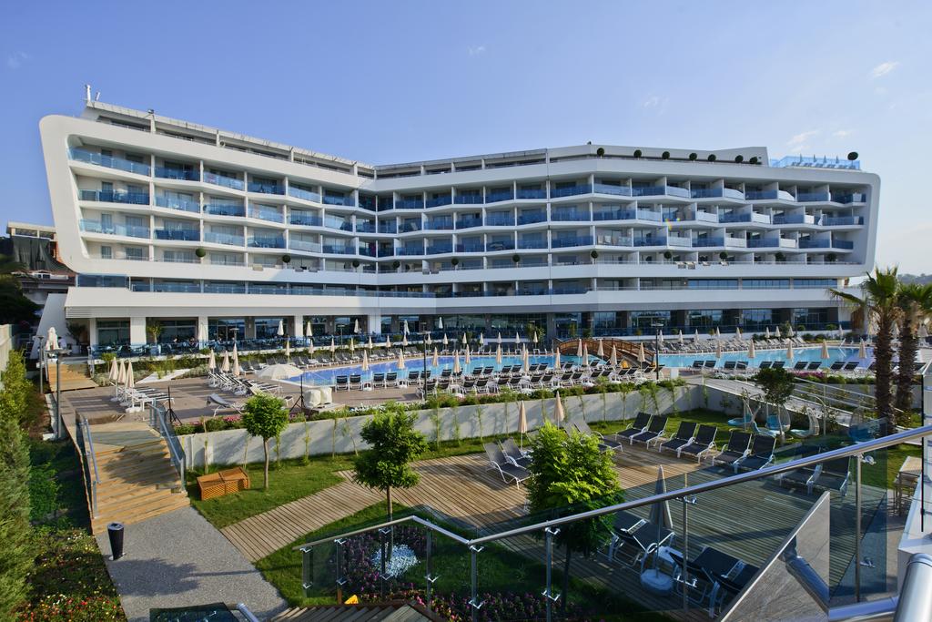 Selene Beach & SPA 4*