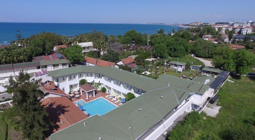 Elis Beach Hotel 3*