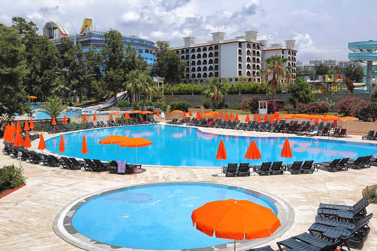 BAYAR GARDEN HOLIDAY VILLAGE