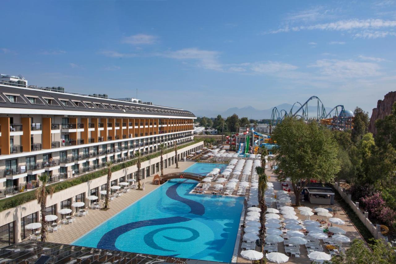 Aydinbey Queen's Palace & Spa 5*