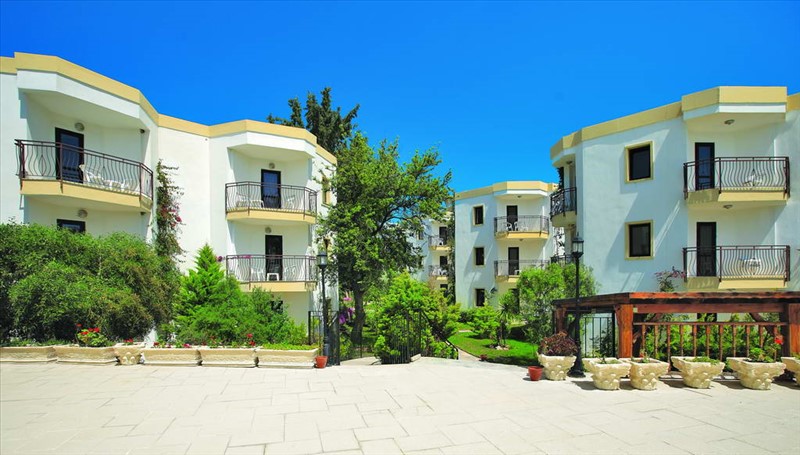 Club La Luna 4*