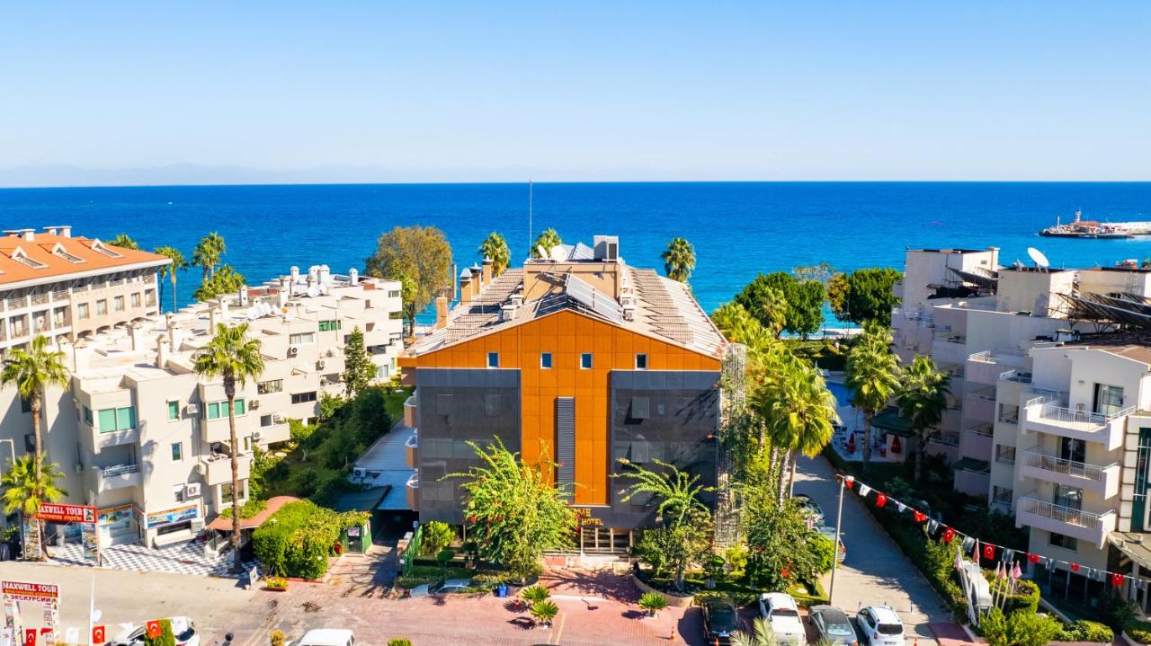 Fame Beach Hotel 4*