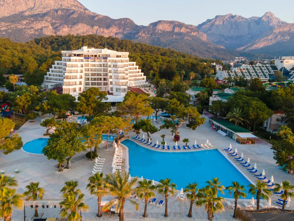 Amara Comfort Resort 5*