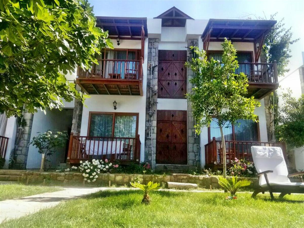 Golkoy Suites