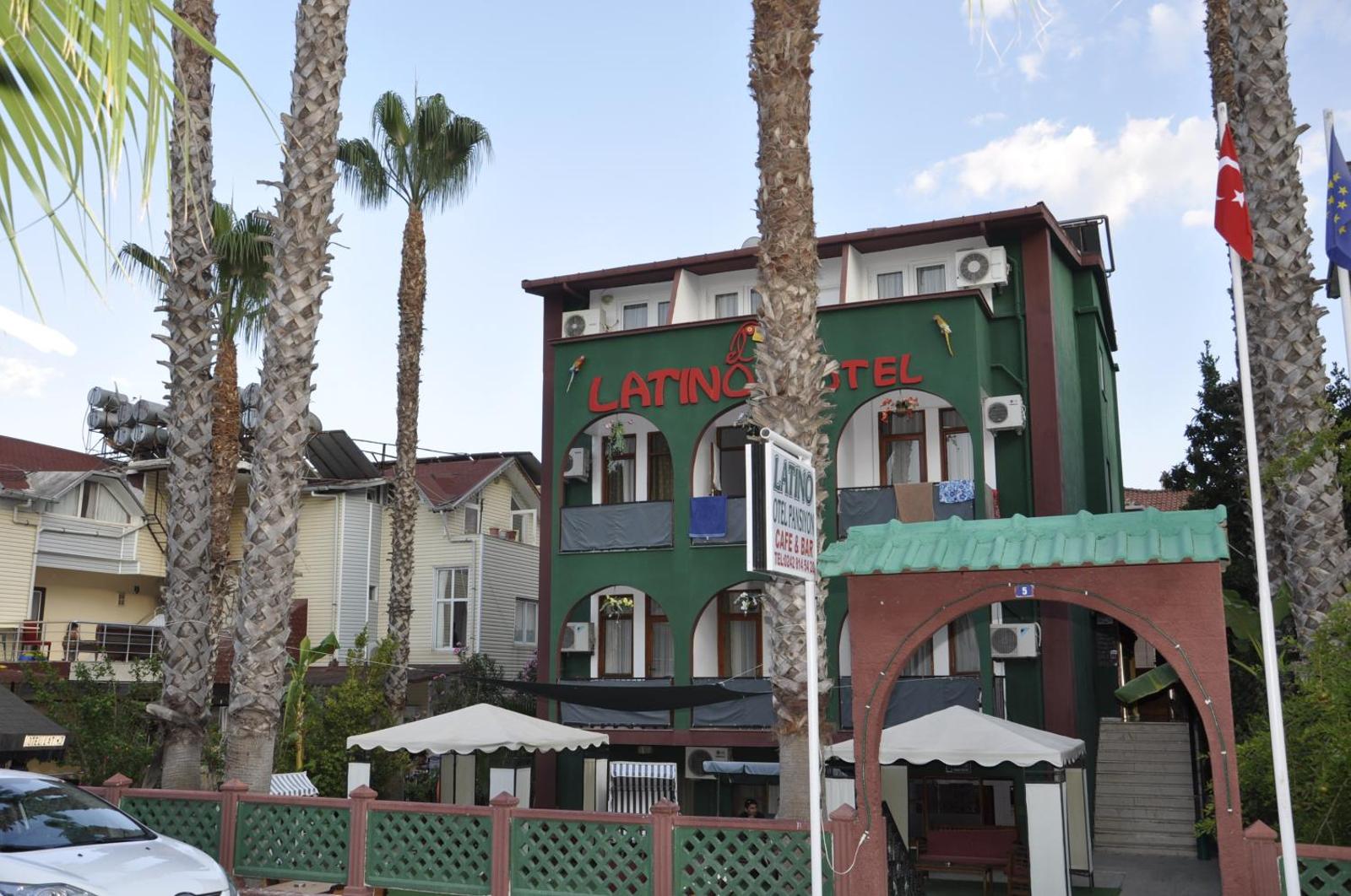 Latino Hotel 3*