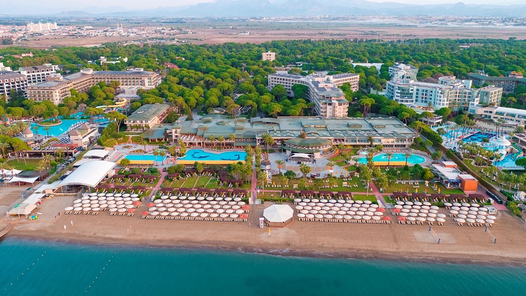 Pine Beach Belek 5*