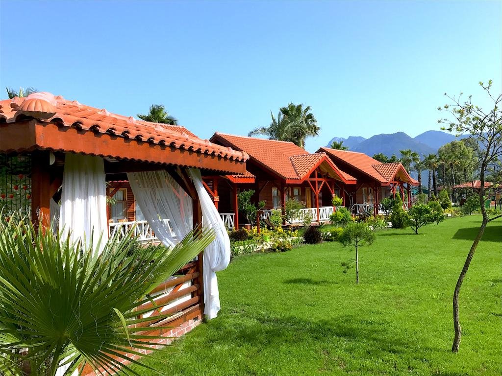 Nerissa Hotel 3*