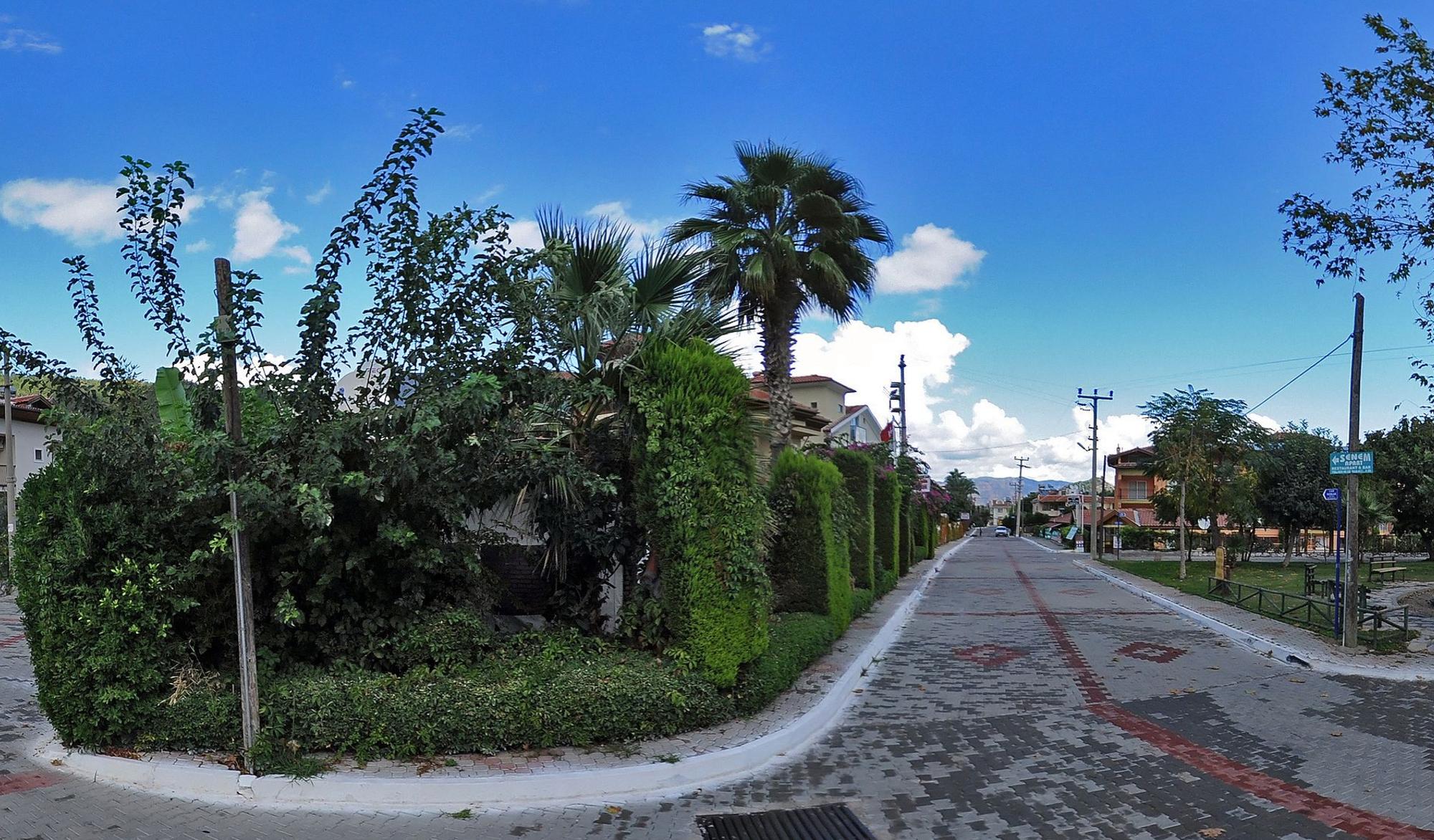 Senem Apartments 3*