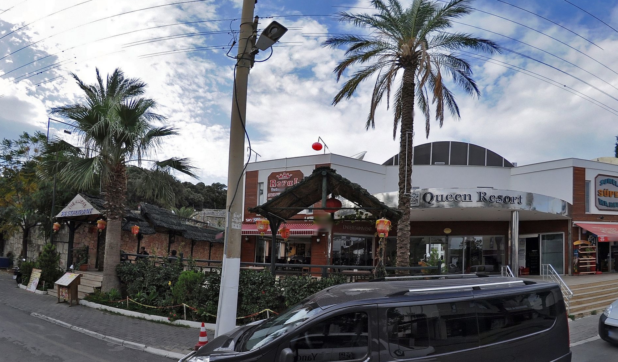 Costa Queen Suites 3*