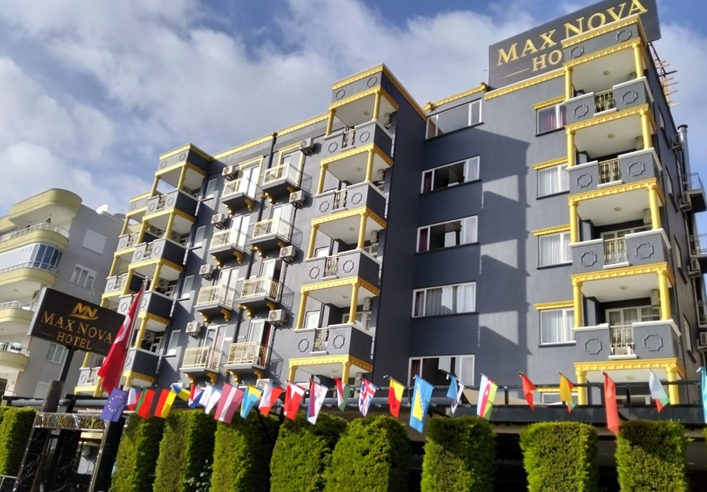 Max Nova Hotel 3*