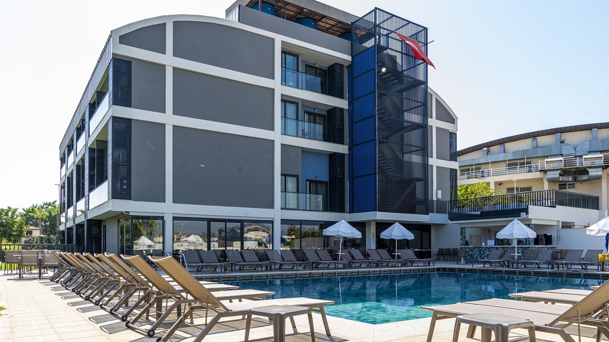 Side Square Hotel 4*