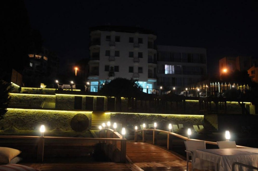 Hidden Garden Butik Hotel 4*