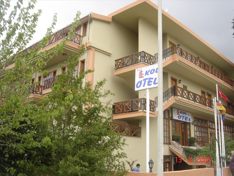 Ekol Hotel 3*