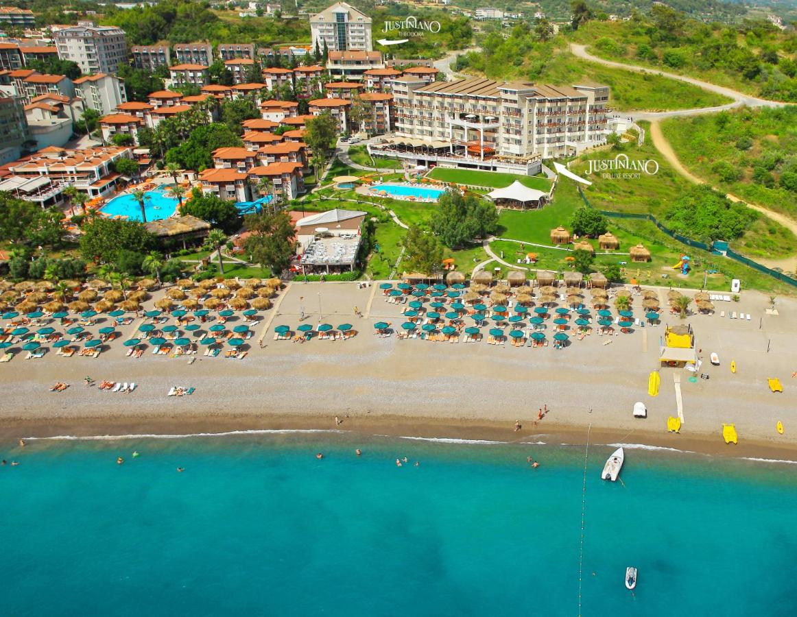 Justiniano Deluxe Resort 5*