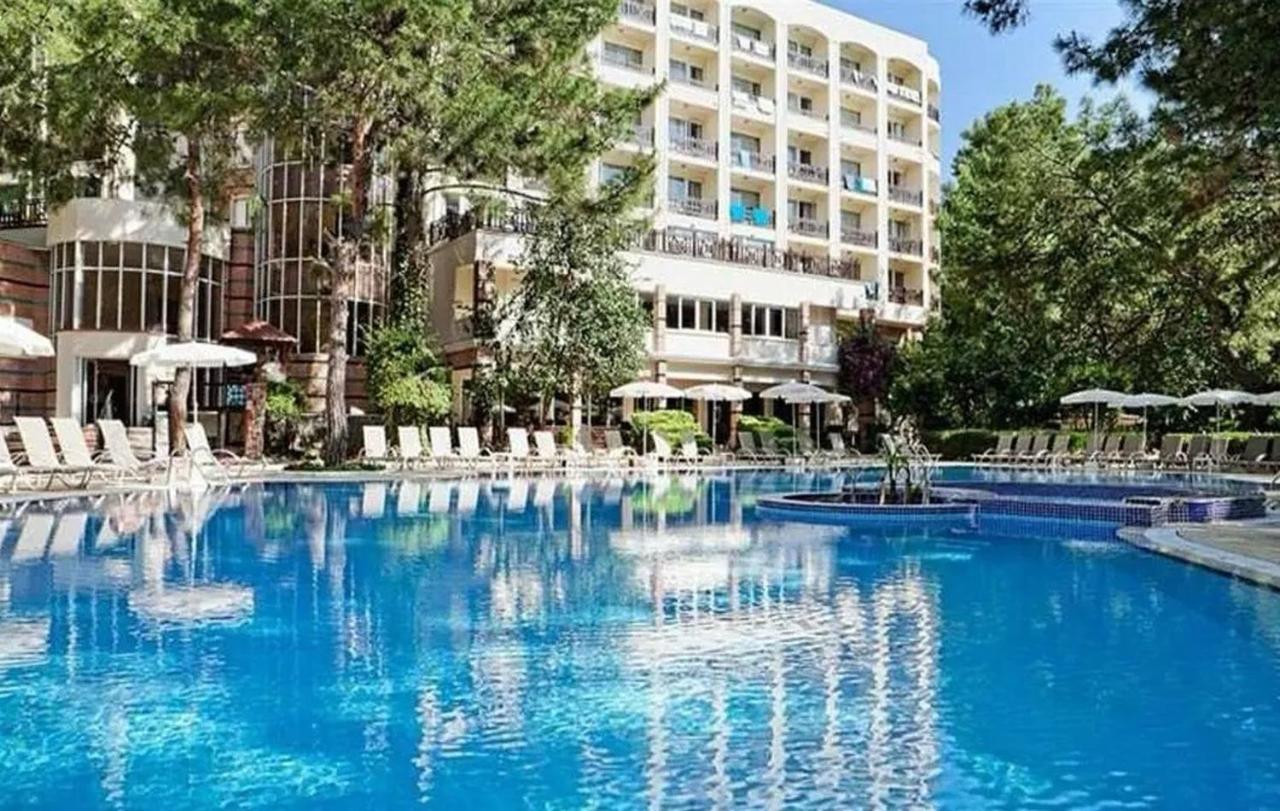 WB TRAVEL Pirates Park 4*