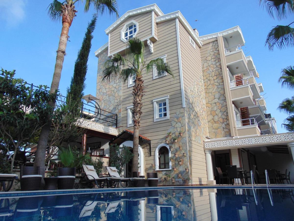 Boutique Nergiz Hotel 3*