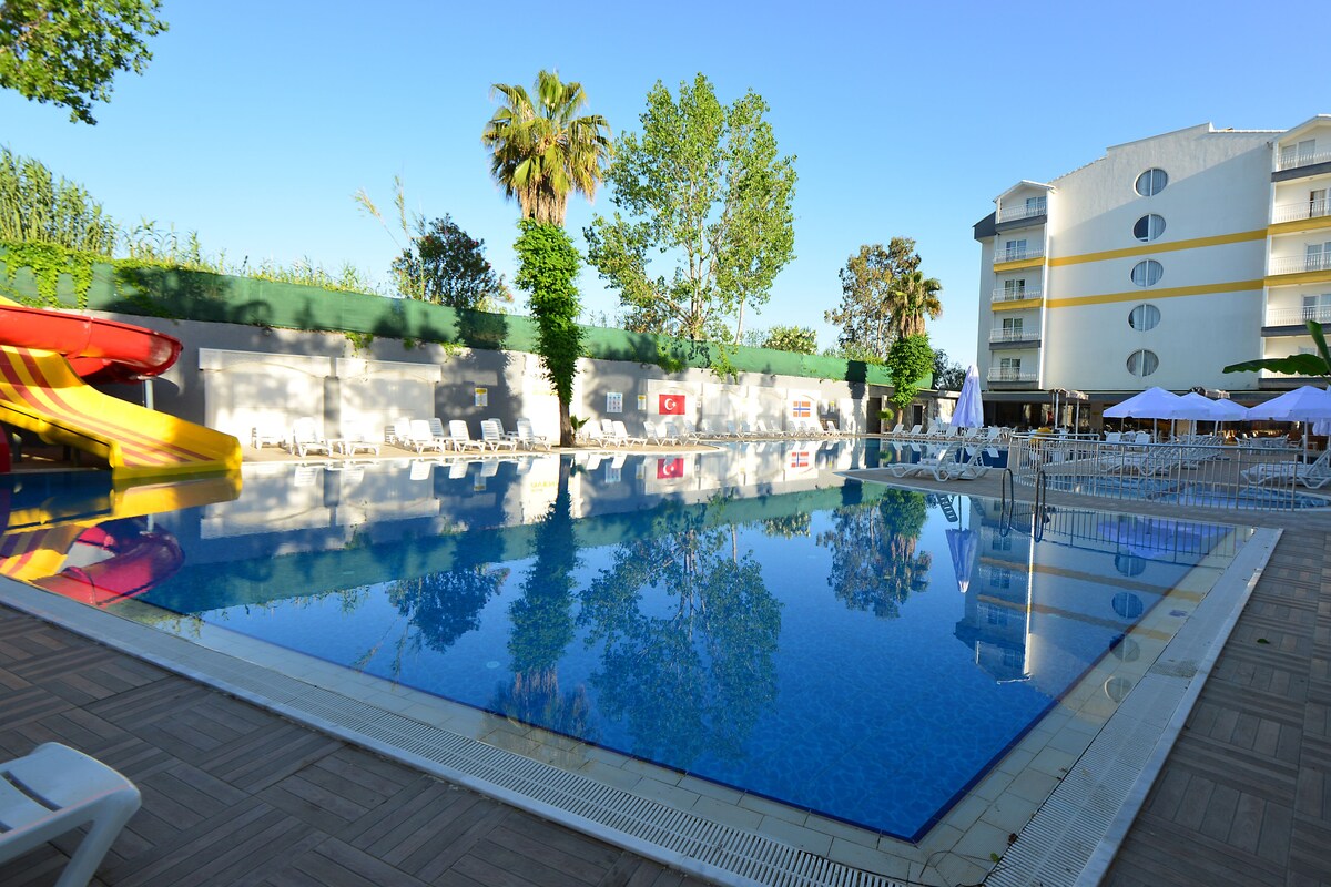 Q Ella Beach Side 4*