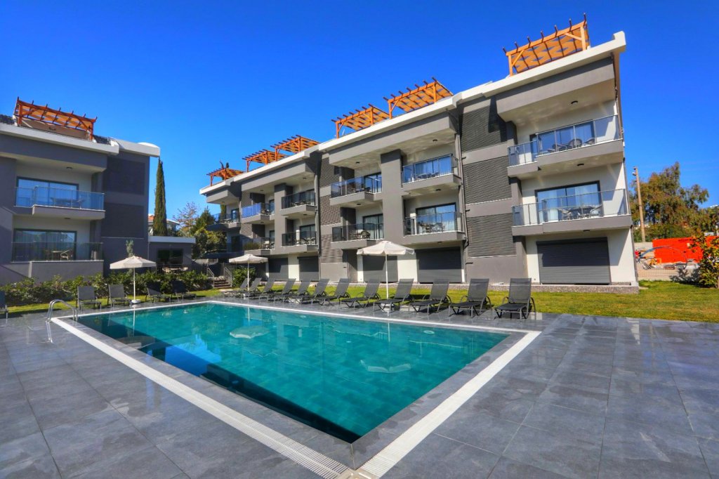 A Suite Side 5*
