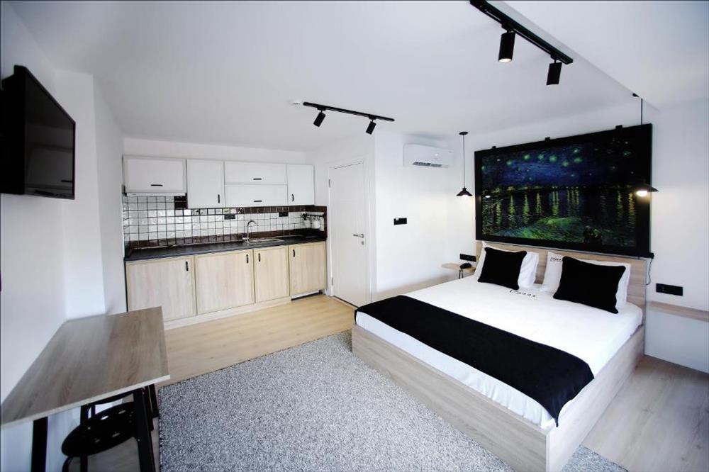Ada Hotel 4*