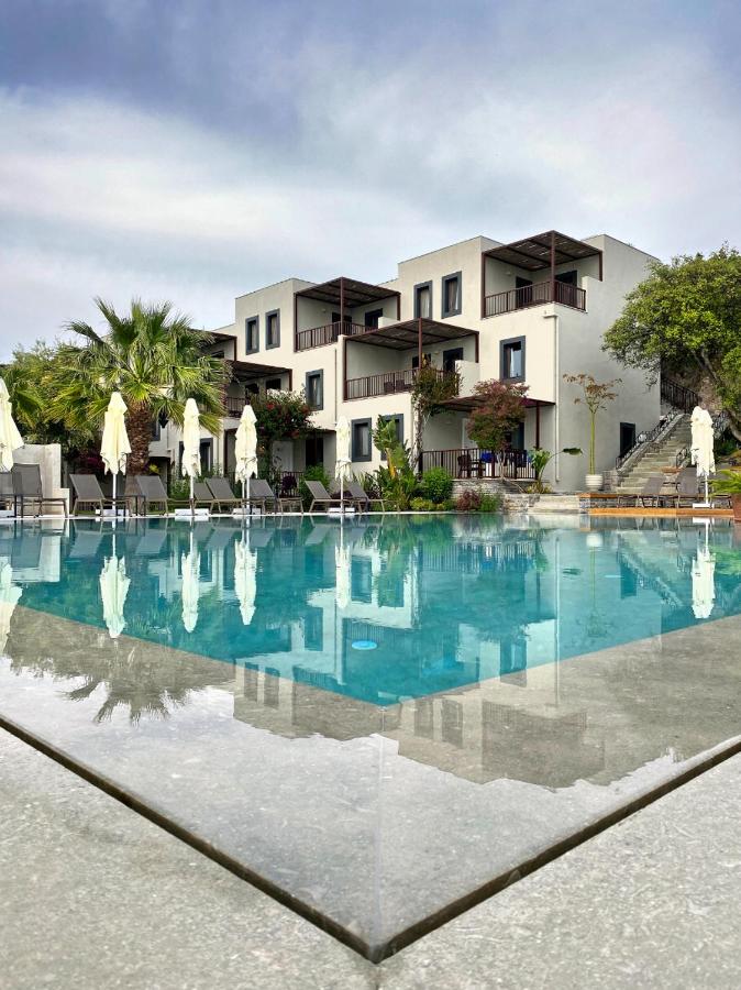 Dorman Suites Hotel 4*