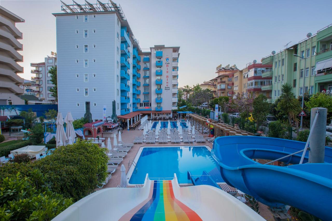 Club Big Blue Suit Hotel 4*