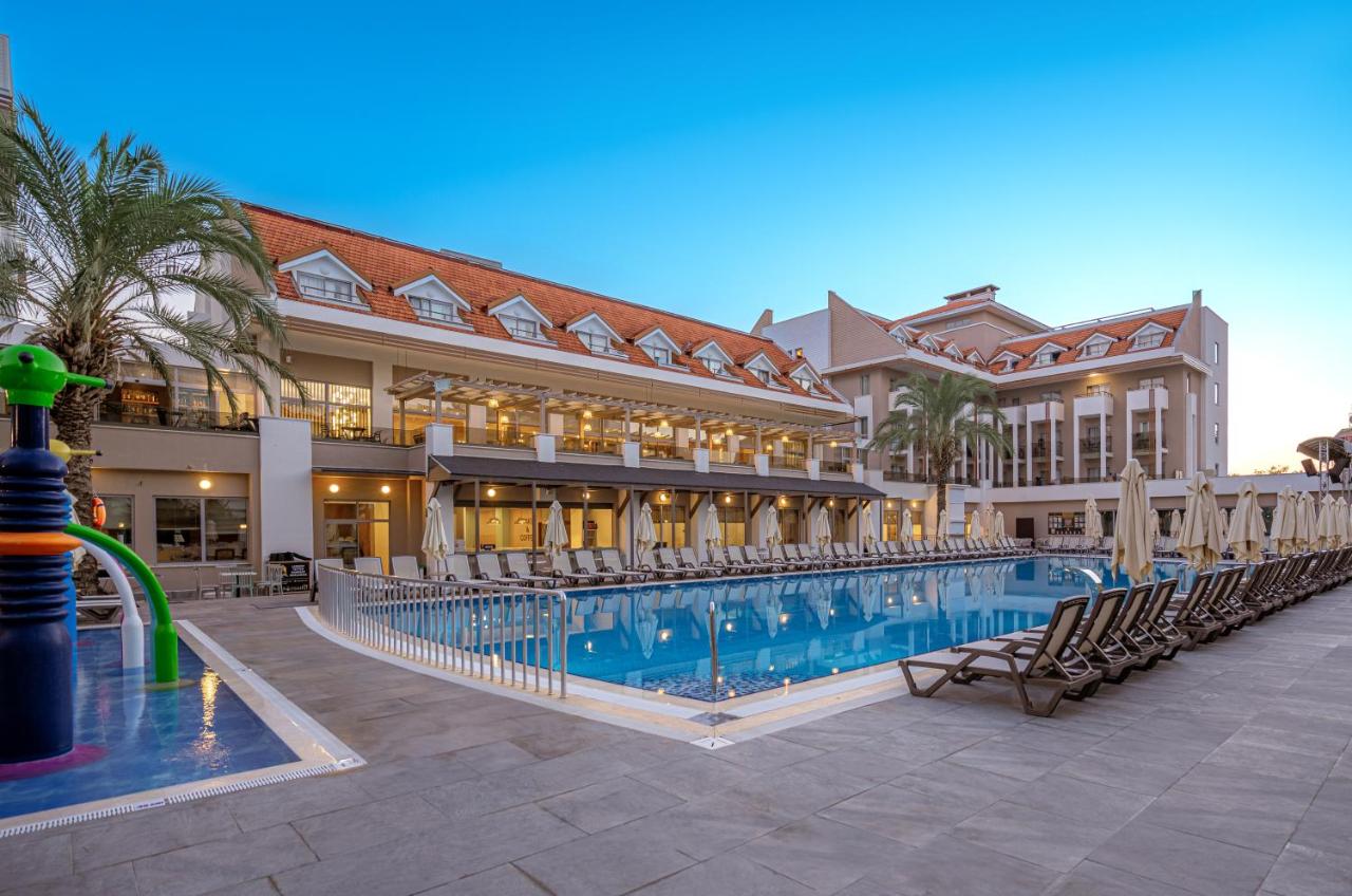 Side Story Resort & Spa 4*