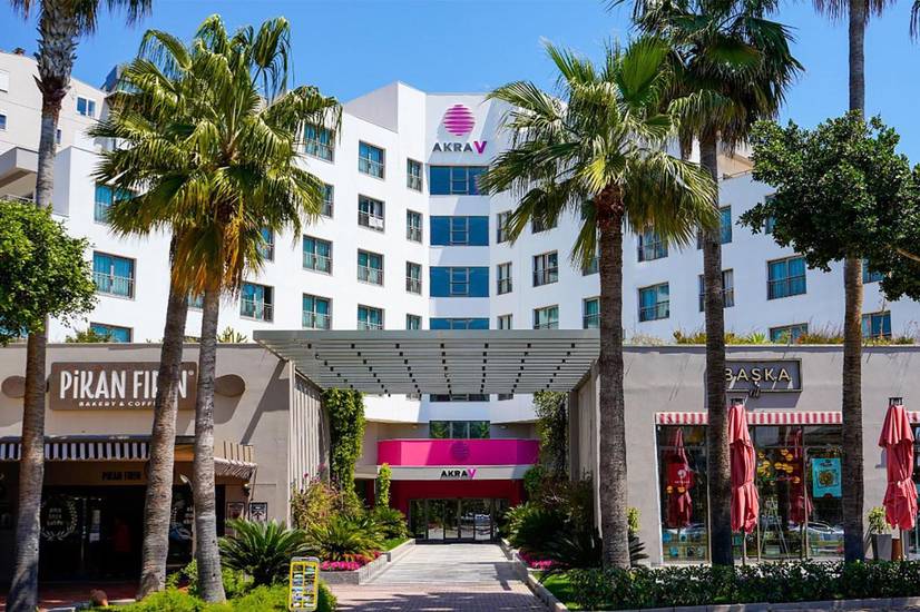 Akra V Hotel 4*
