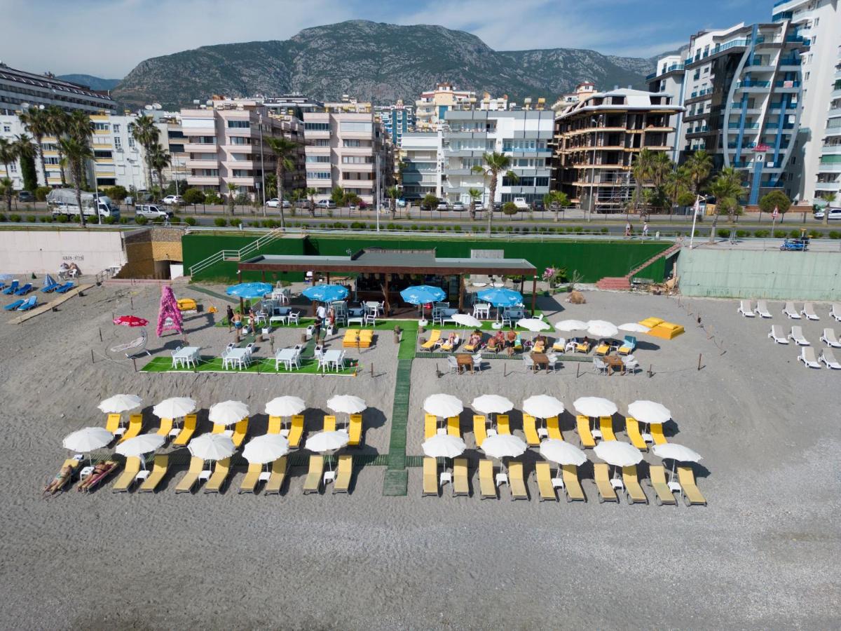 Gold Twins Boutique Hotel 3*