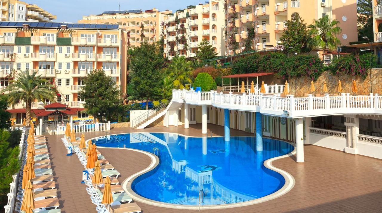 07 Group Hotel 3*